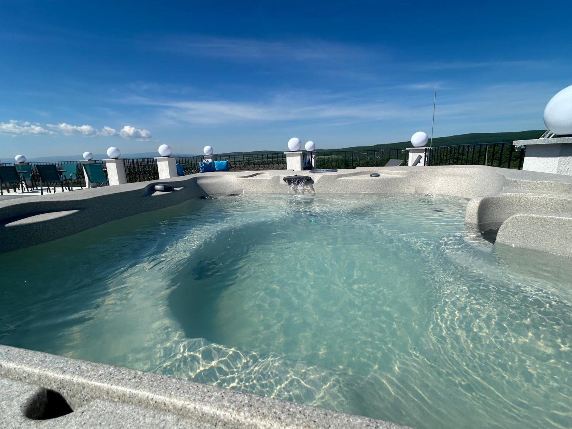Danelis Hotel Edelény Kültér fotó